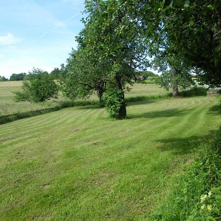 Pear Tree Gite Génis Extérieur photo